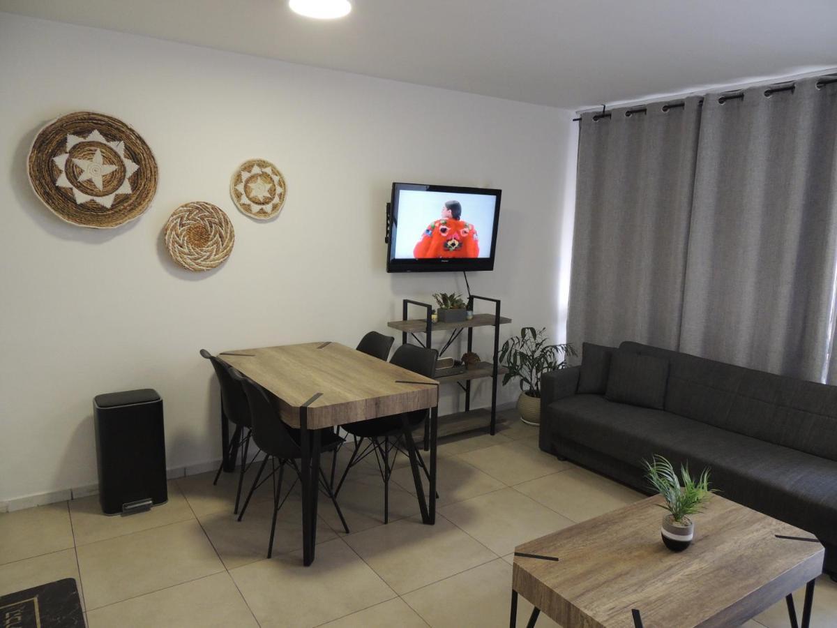 Lev Eilat Suites Екстериор снимка