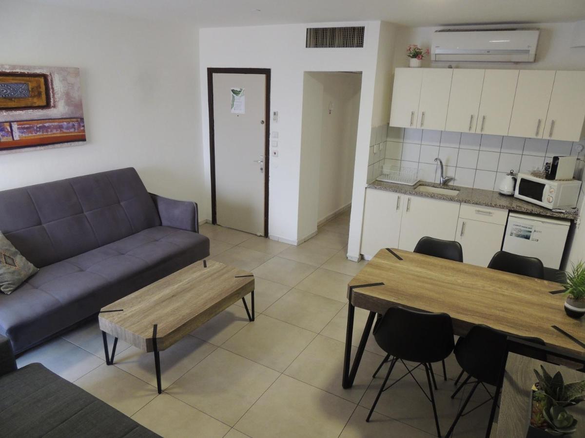 Lev Eilat Suites Екстериор снимка