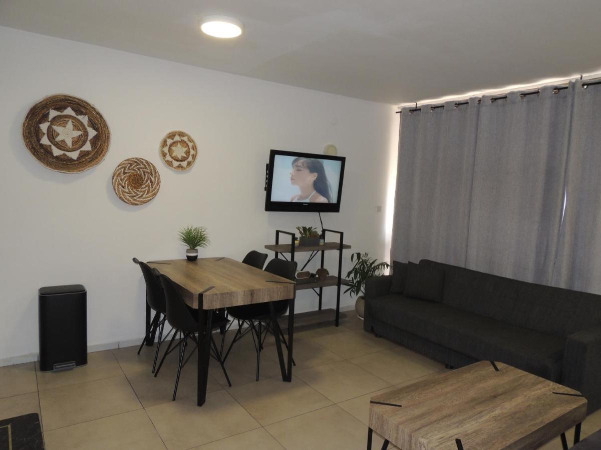 Lev Eilat Suites Екстериор снимка