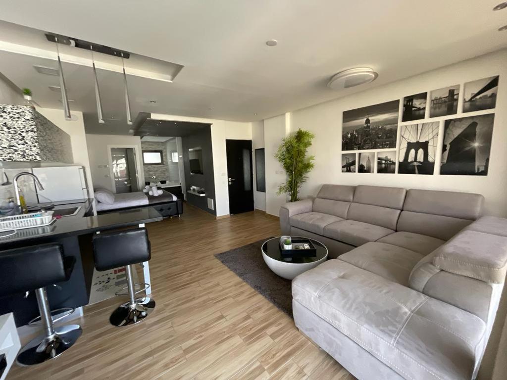 Lev Eilat Suites Екстериор снимка